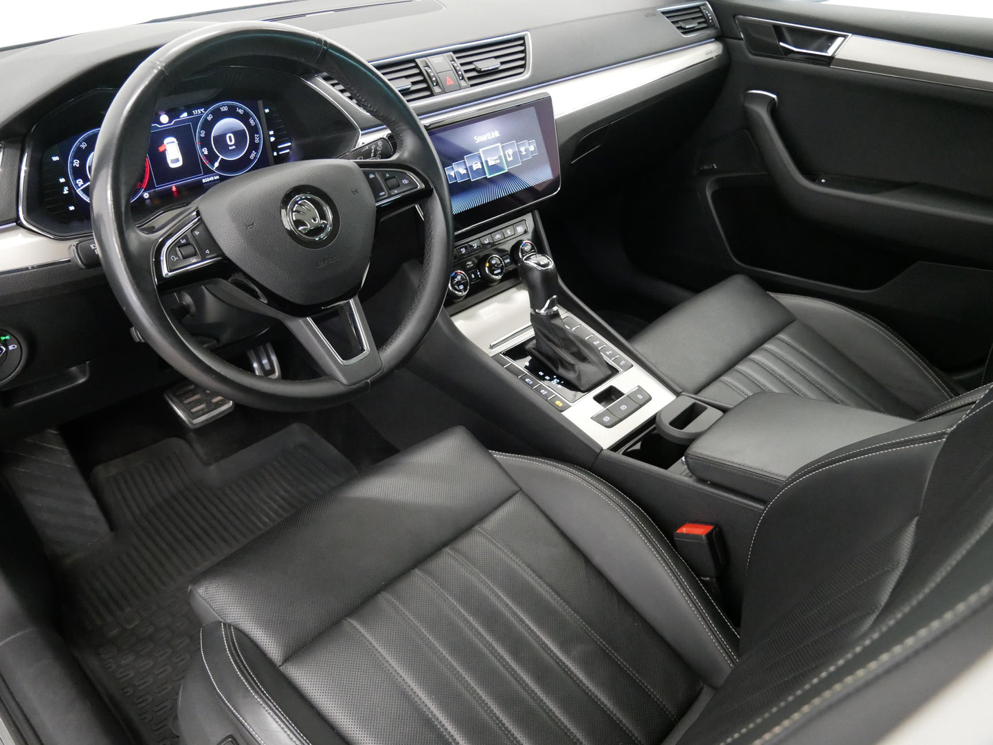 Škoda Superb 2.0 TDI 140 kW 4x4 L&K