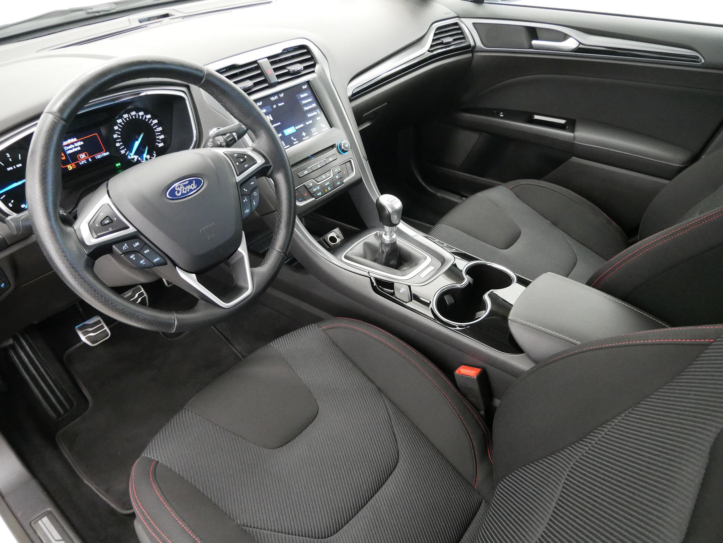 Ford Mondeo 2.0 TDCi 110 kW ST-Line