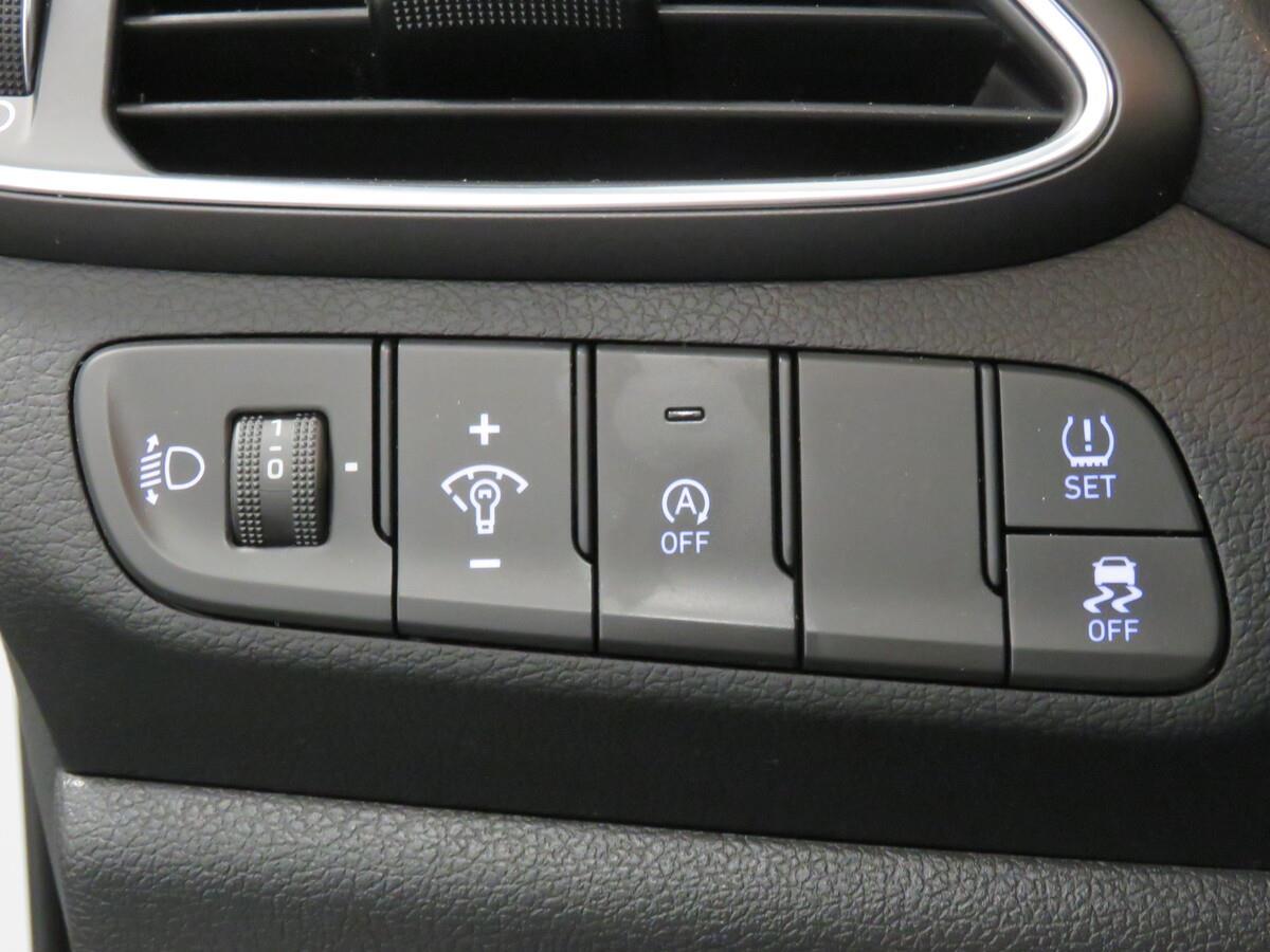 Hyundai i30 1.0 T-GDI 88 kW Smart