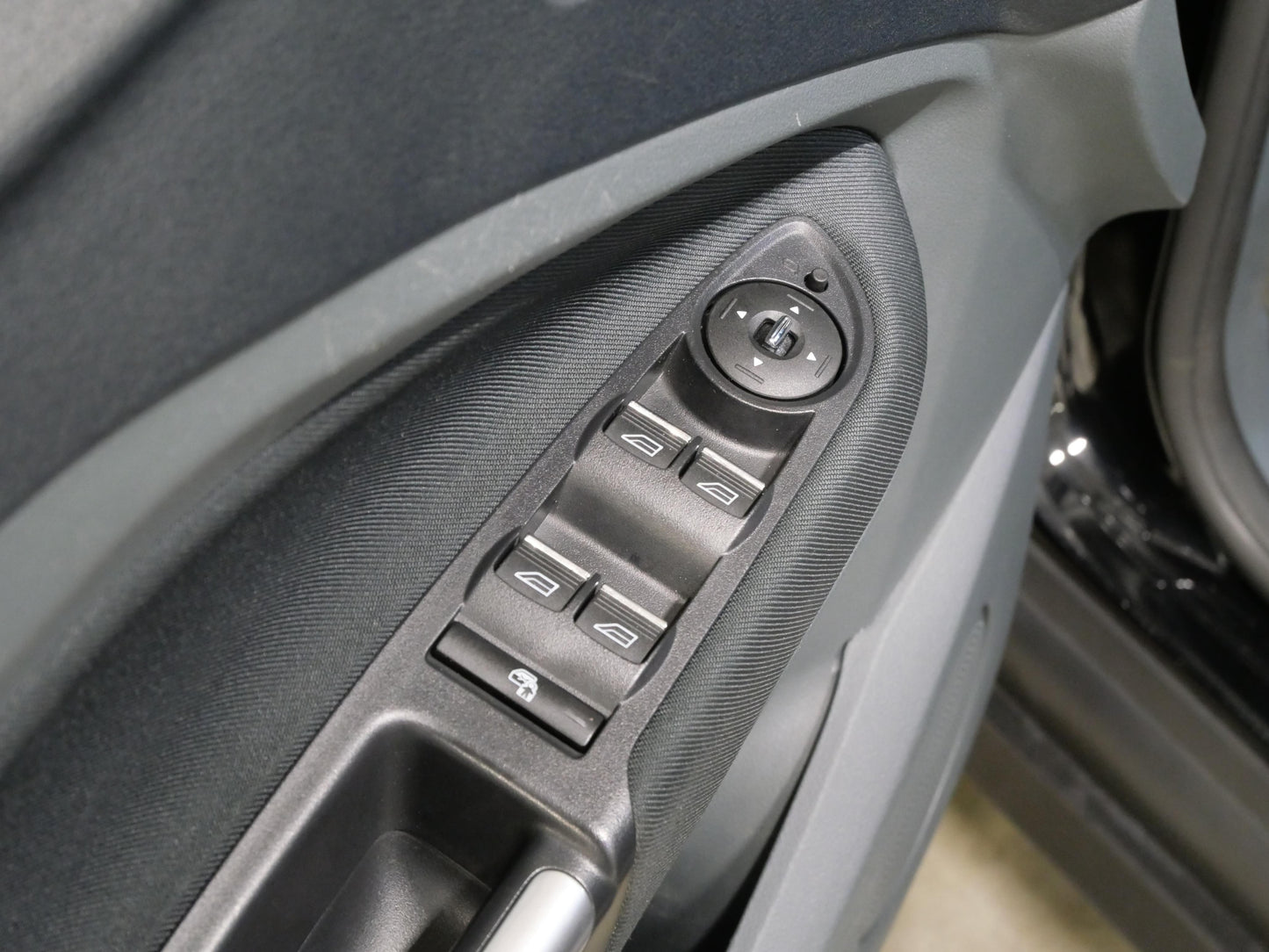 Ford Grand C-MAX 1.6 Ti-VCT 92 kW Trend