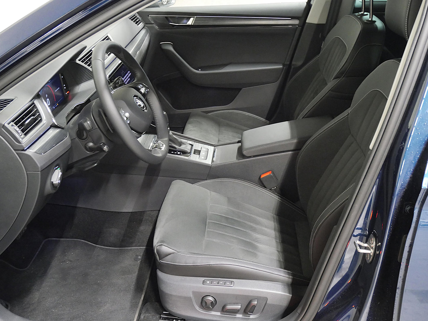 Škoda Superb 2.0 TDI 110 kW Style Plus