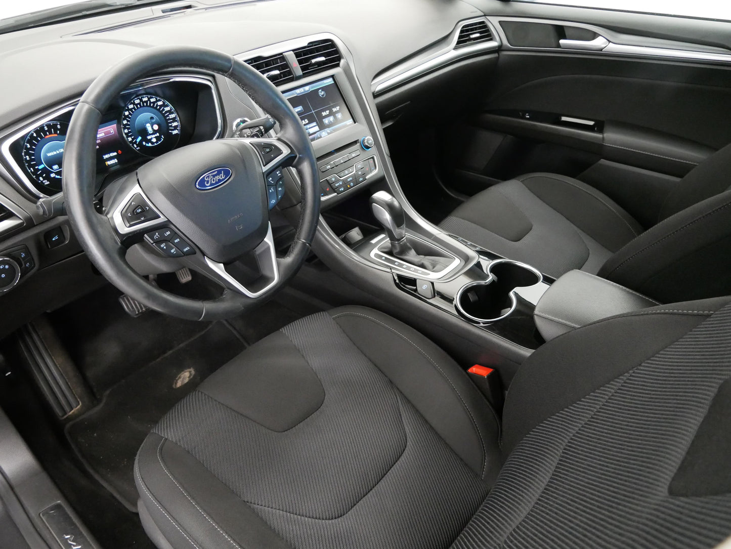 Ford Mondeo 2.0 TDCi 132 kW AT Titanium
