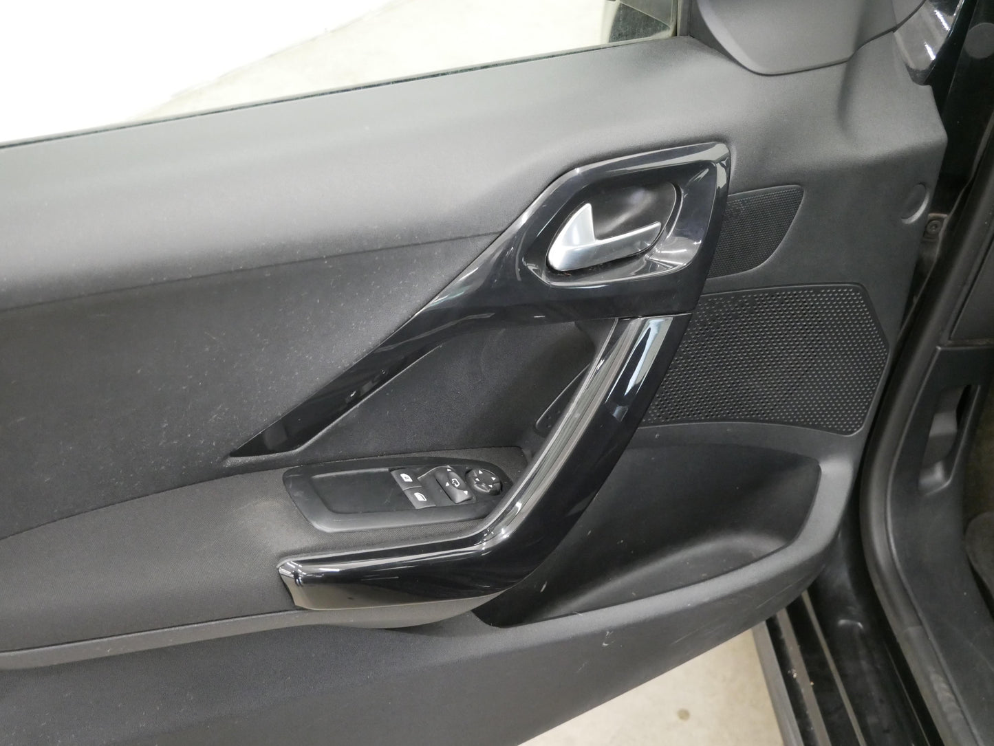 Peugeot 208 1.2 VTi 60 kW Active