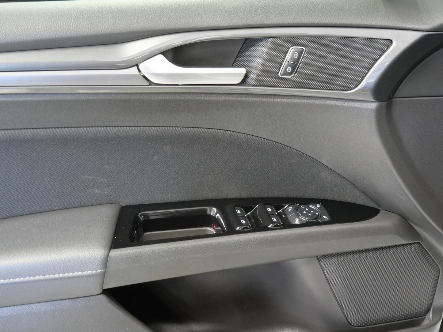 Ford Mondeo 1.5 EcoBoost 121 kW Titanium