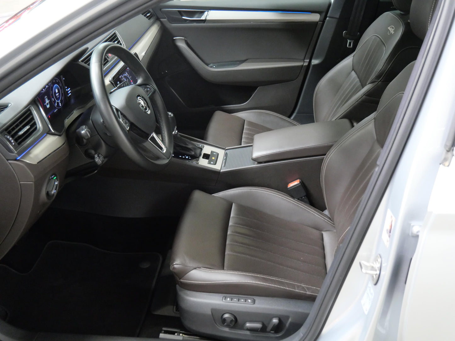 Škoda Superb 2.0 TDI 140 kW 4x4 L&K