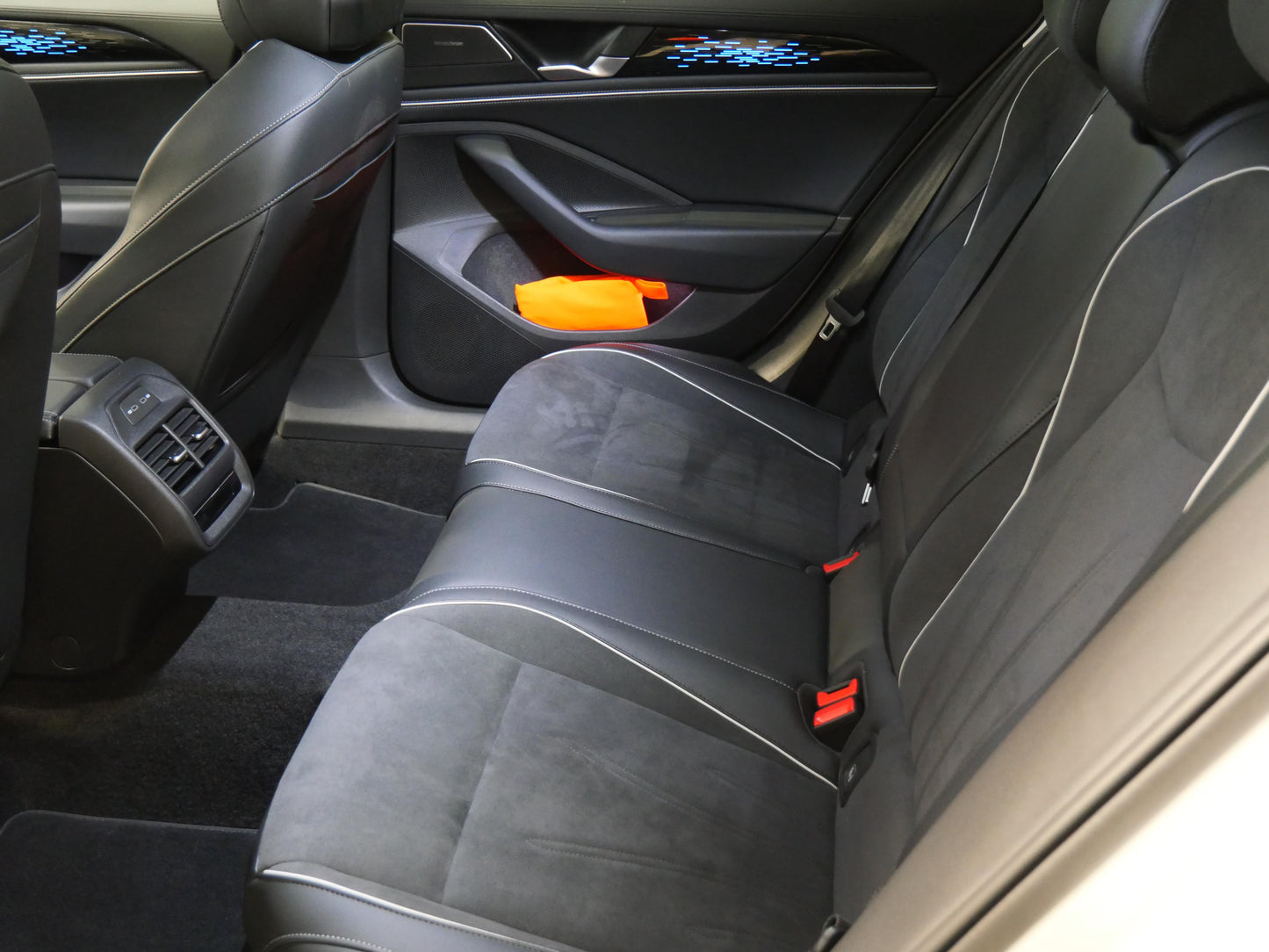 Volkswagen Passat 2.0 TDI 142 kW 4x4 Elegance