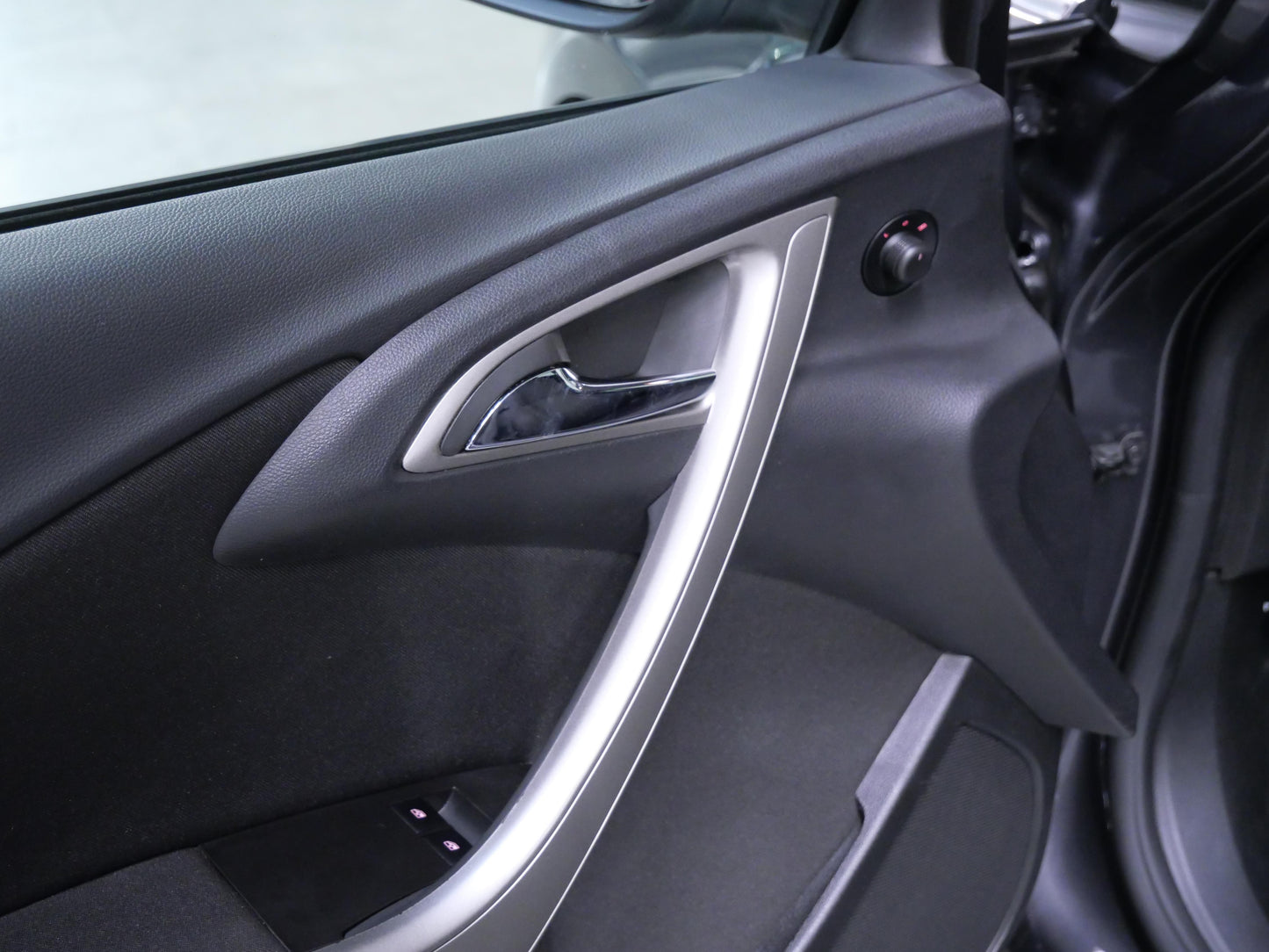 Opel Astra 1.4 T 103 kW Design Edition