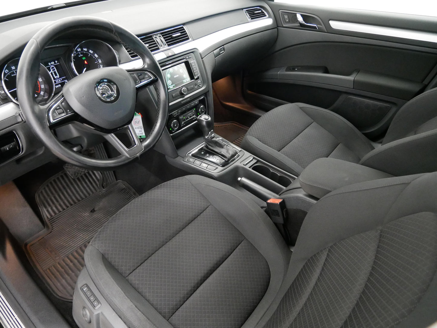 Škoda Superb 2.0 TDI 103 kW Exclusive