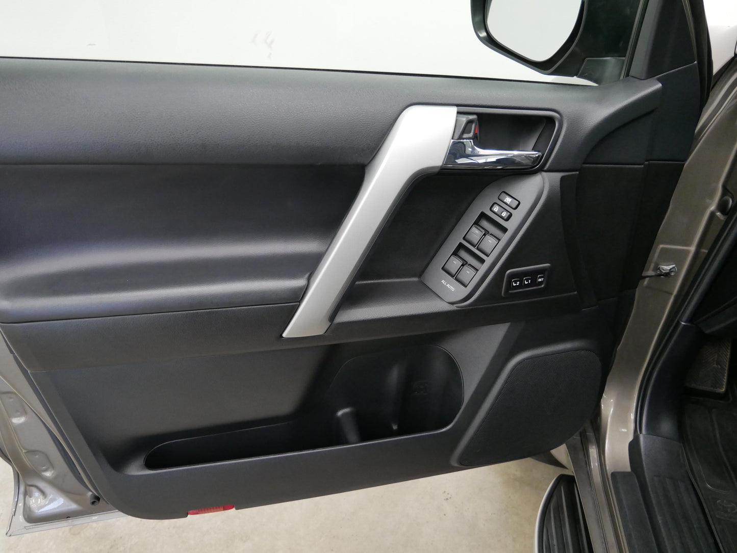 Toyota Land Cruiser 150 2.8 D-4D 130kW Executive