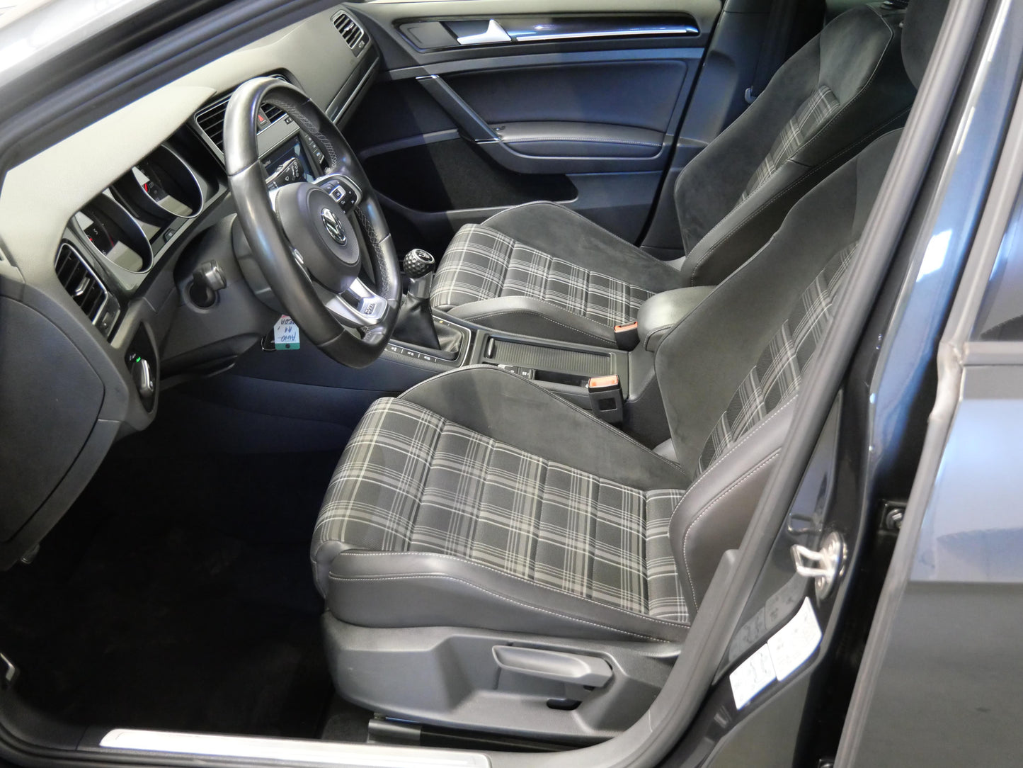 Volkswagen Golf 2.0 TDI 135 kW GTD