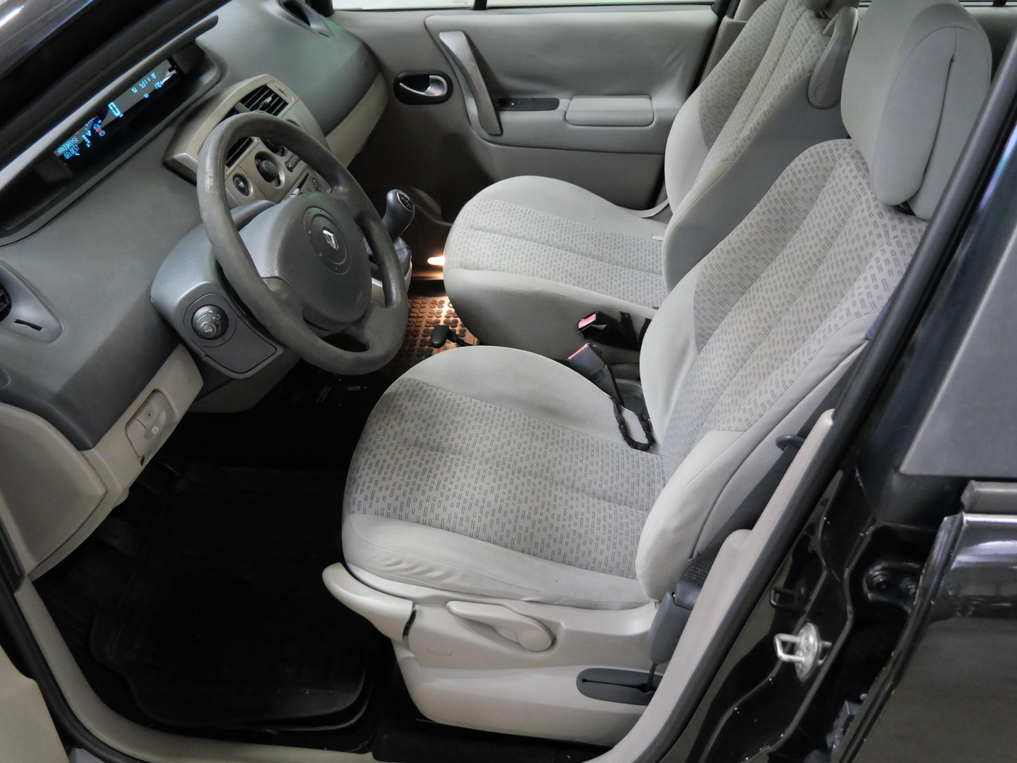 Renault Scénic 1.6 16V 82 kW