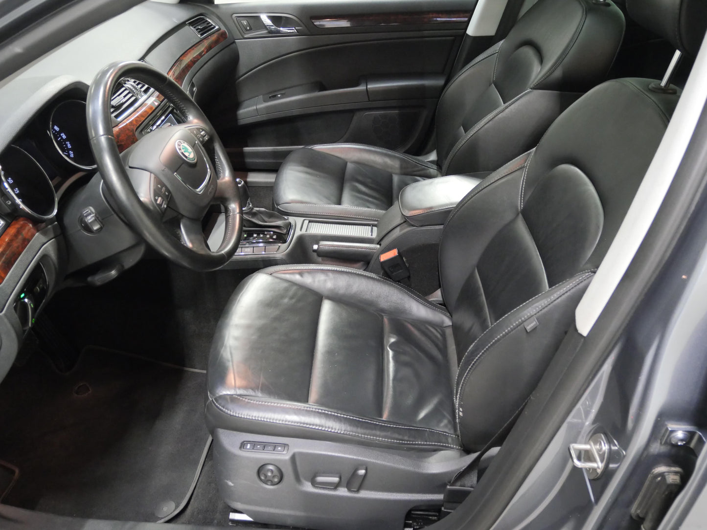 Škoda Superb 2.0 TDI 125 kW DSG Elegance