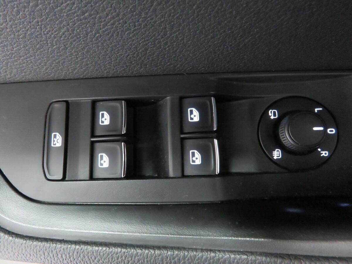 Škoda Superb 2.0 TDI 140 kW Style Plus