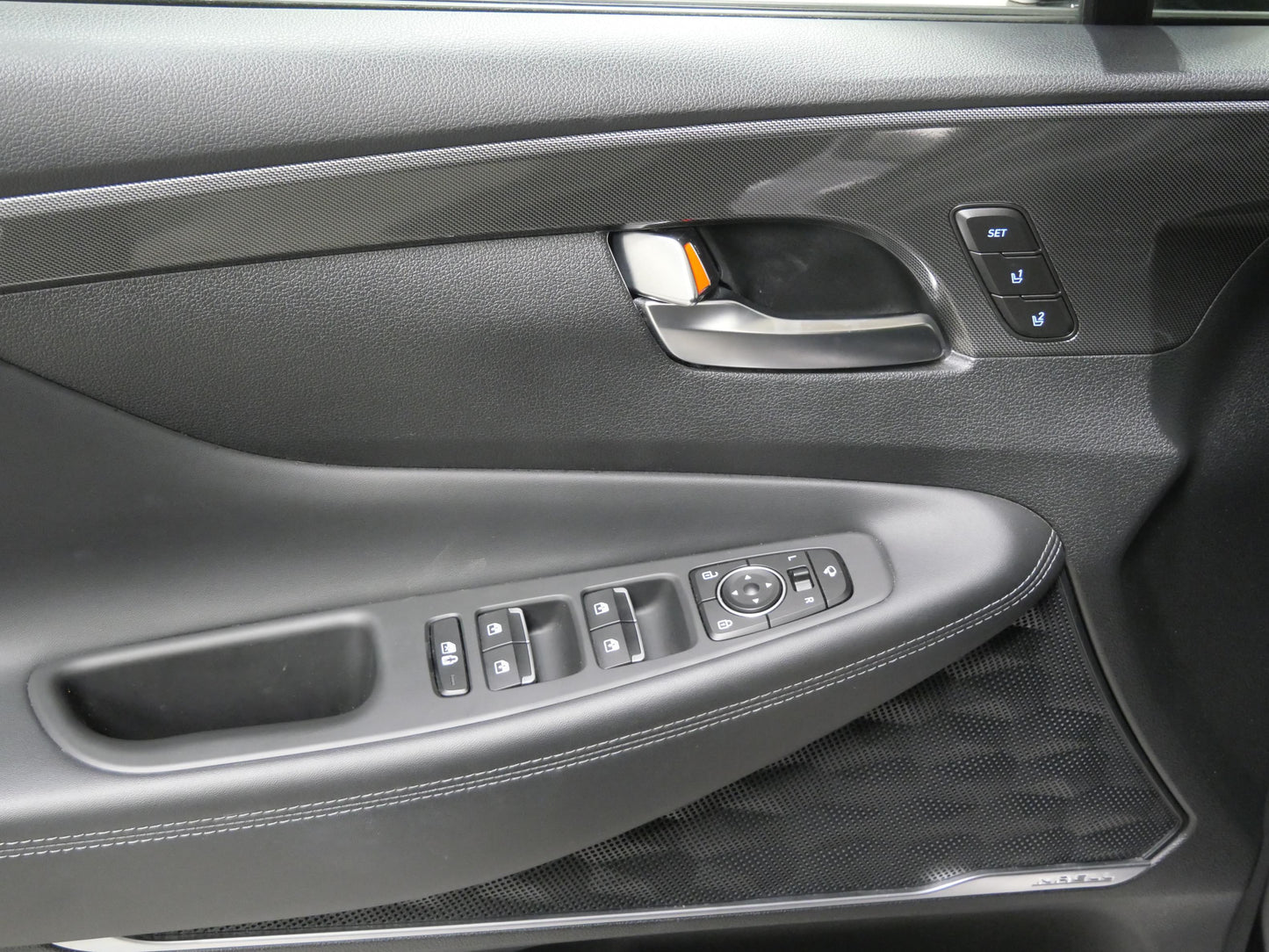 Hyundai Santa Fe 1.6 T-GDI PHEV 132 kW