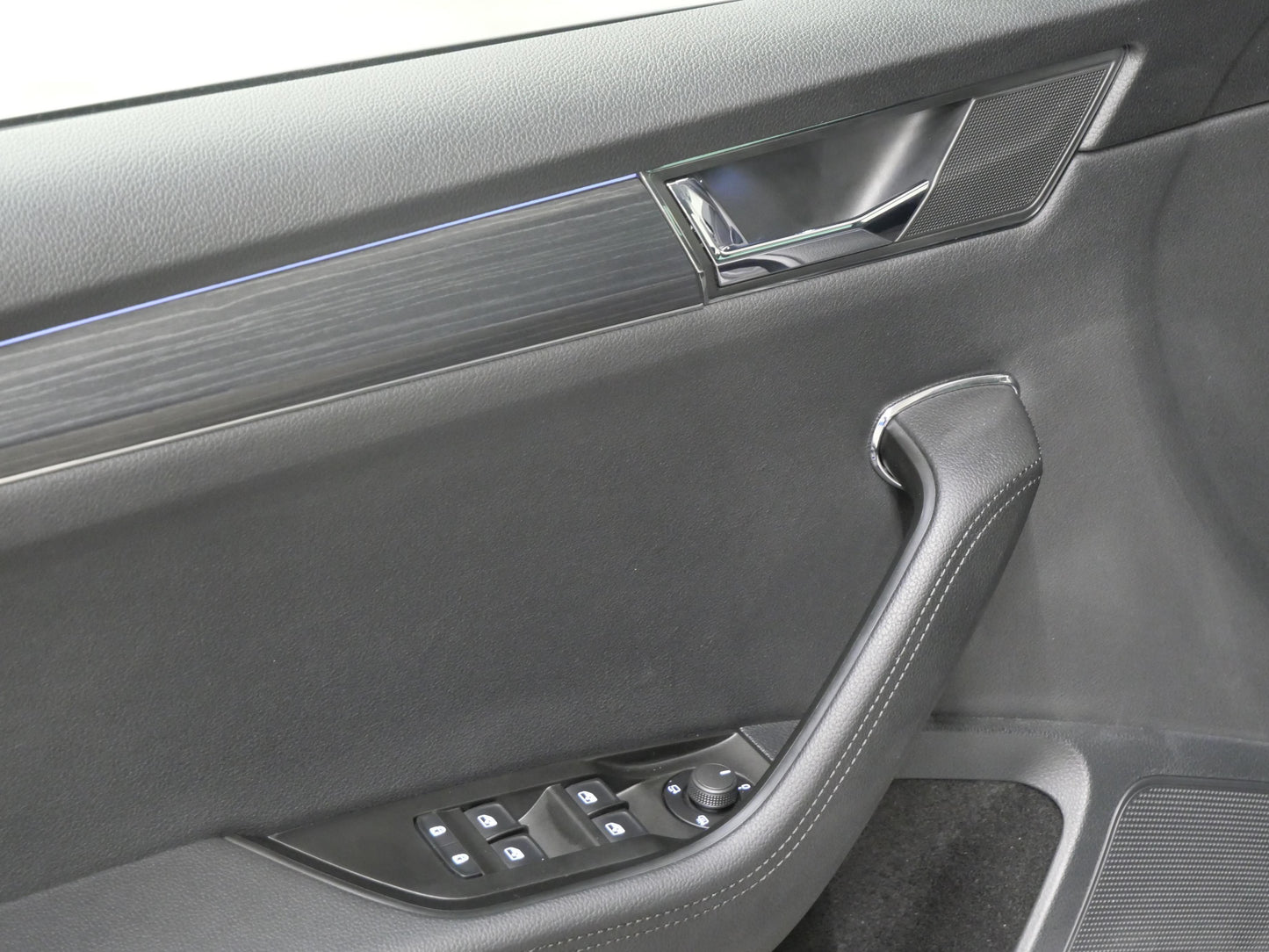 Škoda Superb 2.0 TDI 110 kW Style Plus