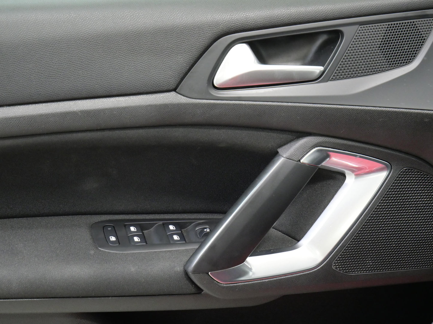 Peugeot 308 1.2 PureTech 96 kW Active