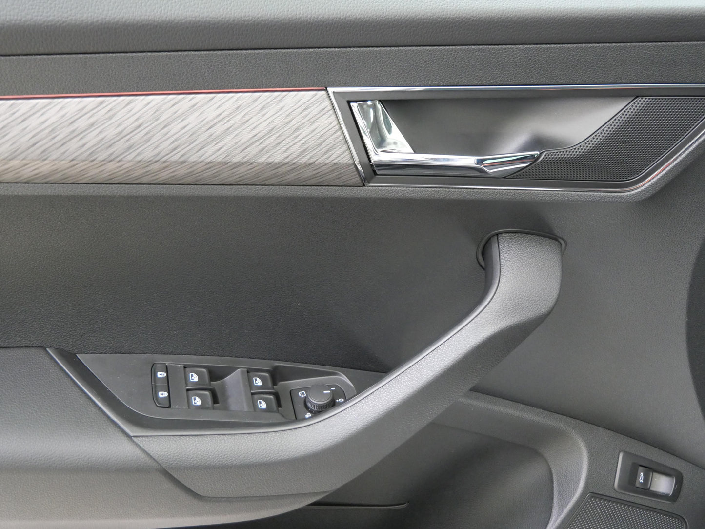 Škoda Karoq 1.5 TSI 110 kW Top Selection