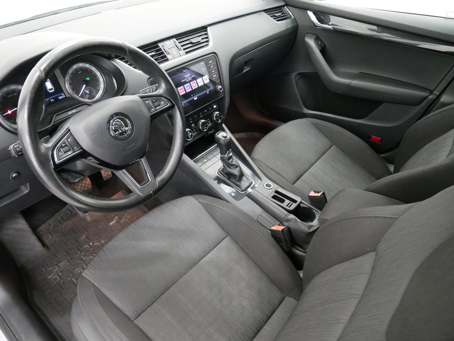 ŠKODA Octavia 1.6 TDI 85 kW DSG Style