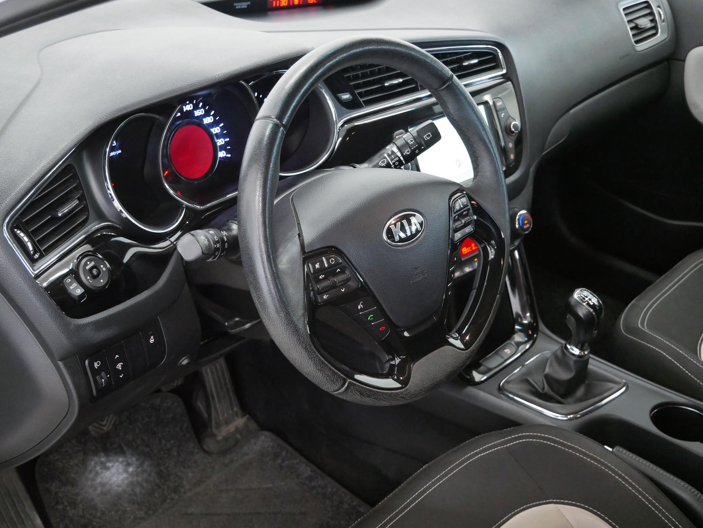 Kia Ceed 1.6 GDi Top