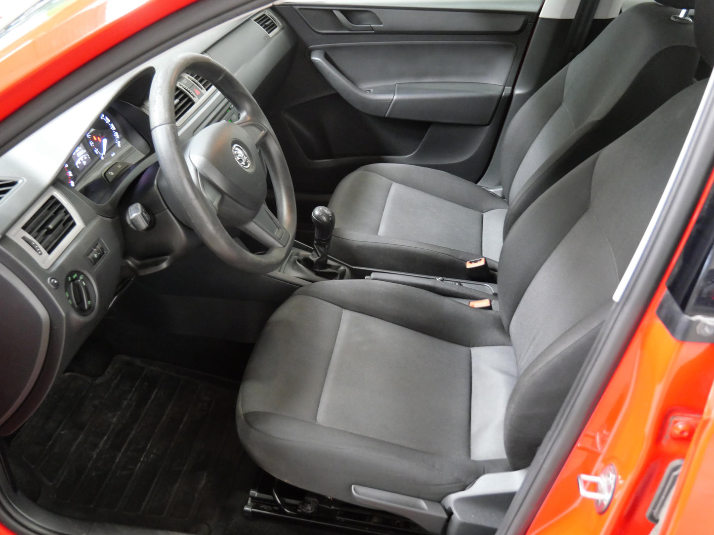 Škoda Rapid 1.6 TDI 66 kW Active Plus