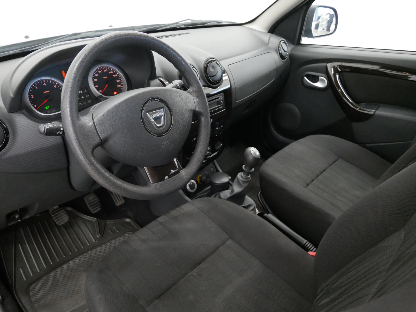 Dacia Duster 1.6i 16V 77 kW 4x4 Arctica