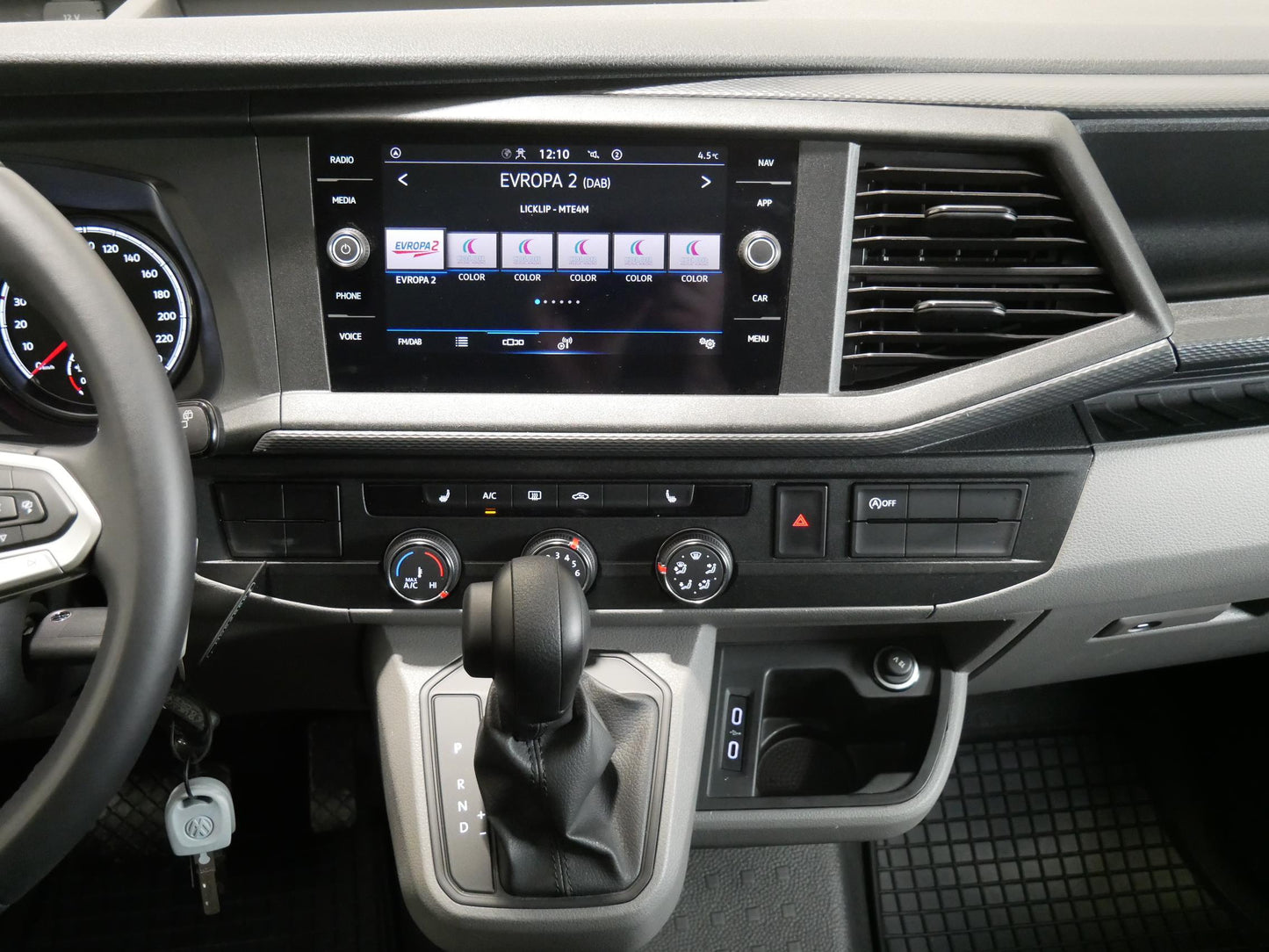 Volkswagen T6.1 2.0 TDI 110 kW Bulli Long