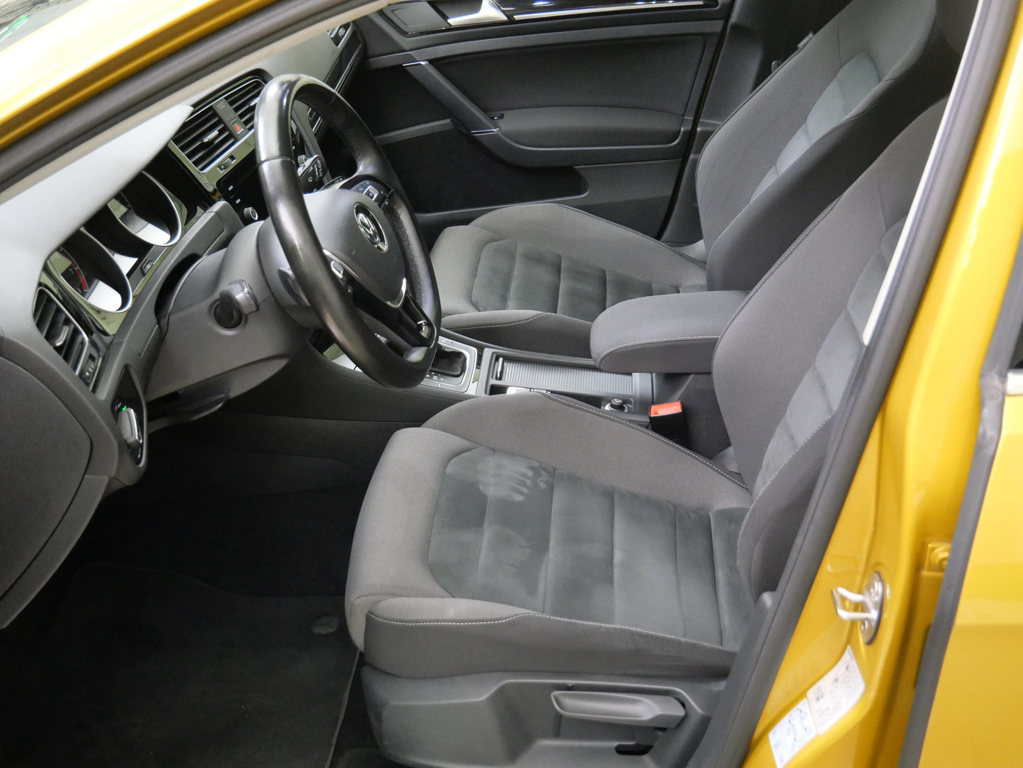 Volkswagen Golf 1.4 TSI 92 kW DSG Highline