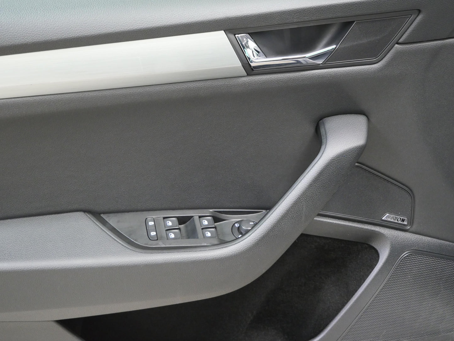 Škoda Superb 2.0 TDI 110 kW Ambition Plus