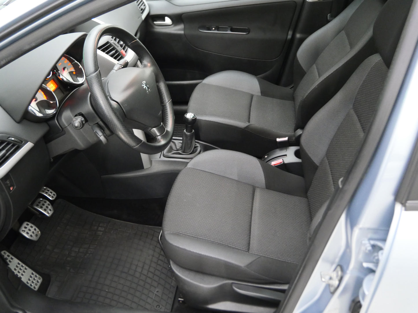 Peugeot 207 1.4i 54 kW