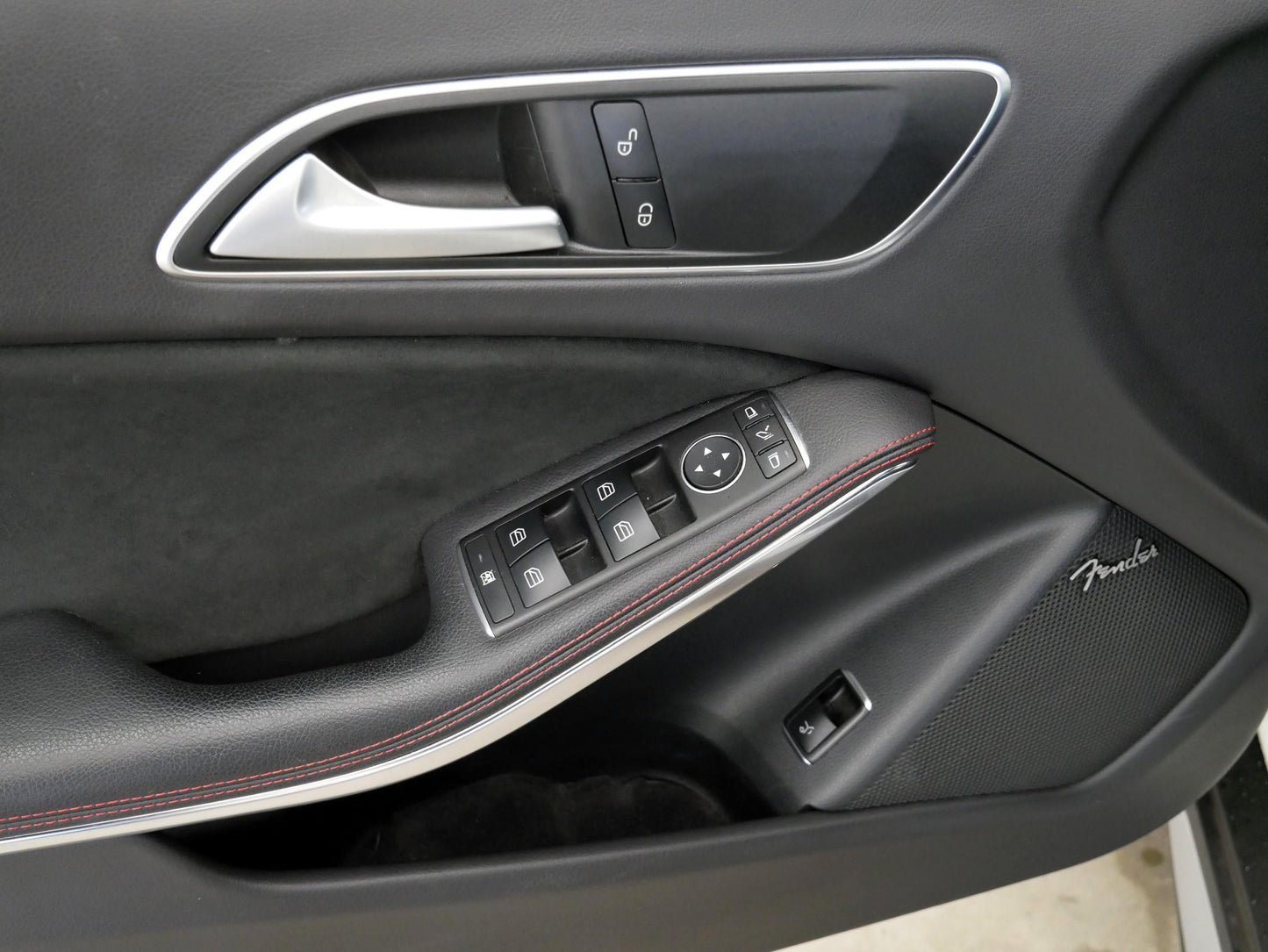 Mercedes-Benz GLA 220 D 4MATIC AMG paket