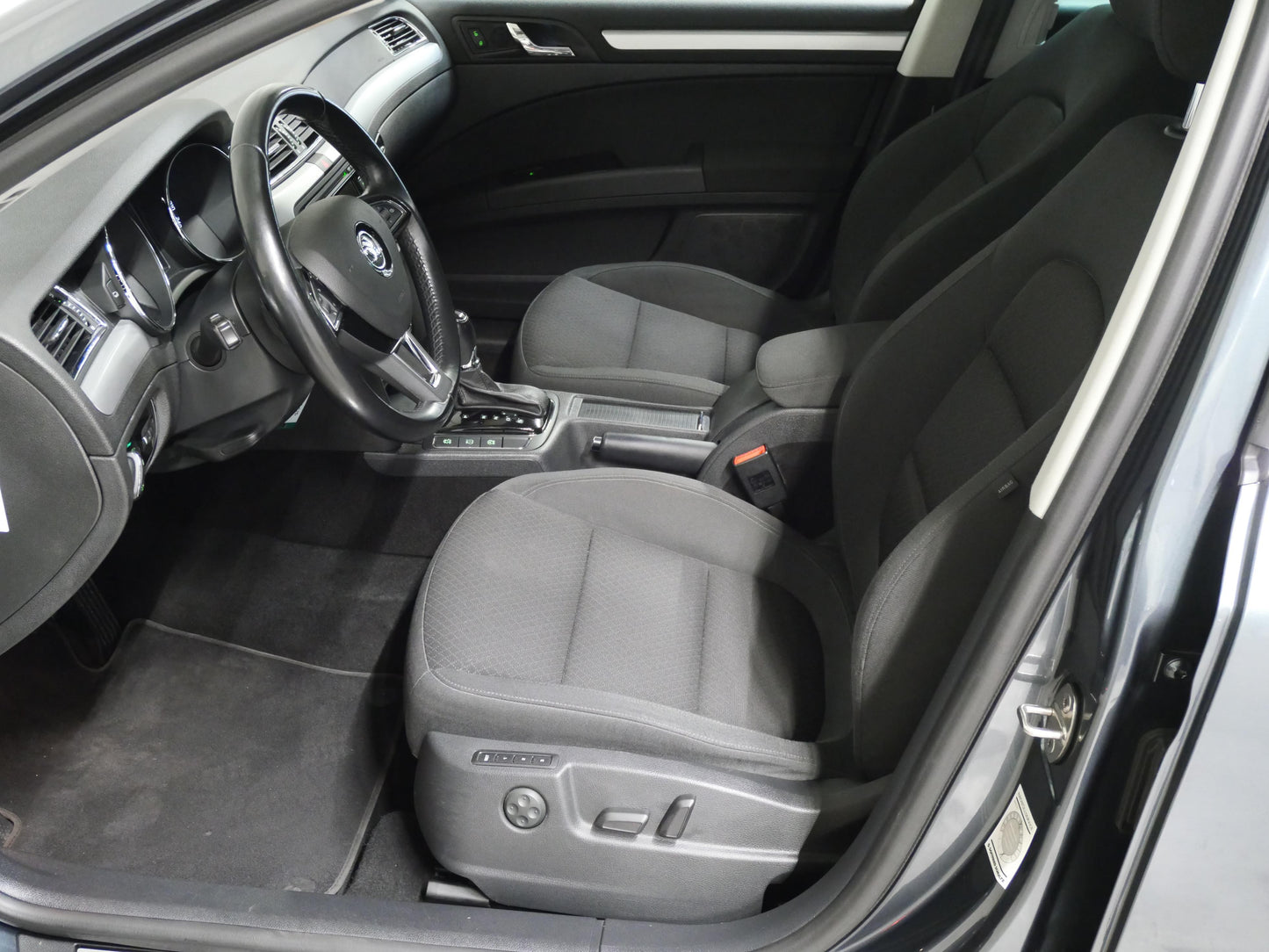 Škoda Superb 2.0 TDI 103 kW Exclusive