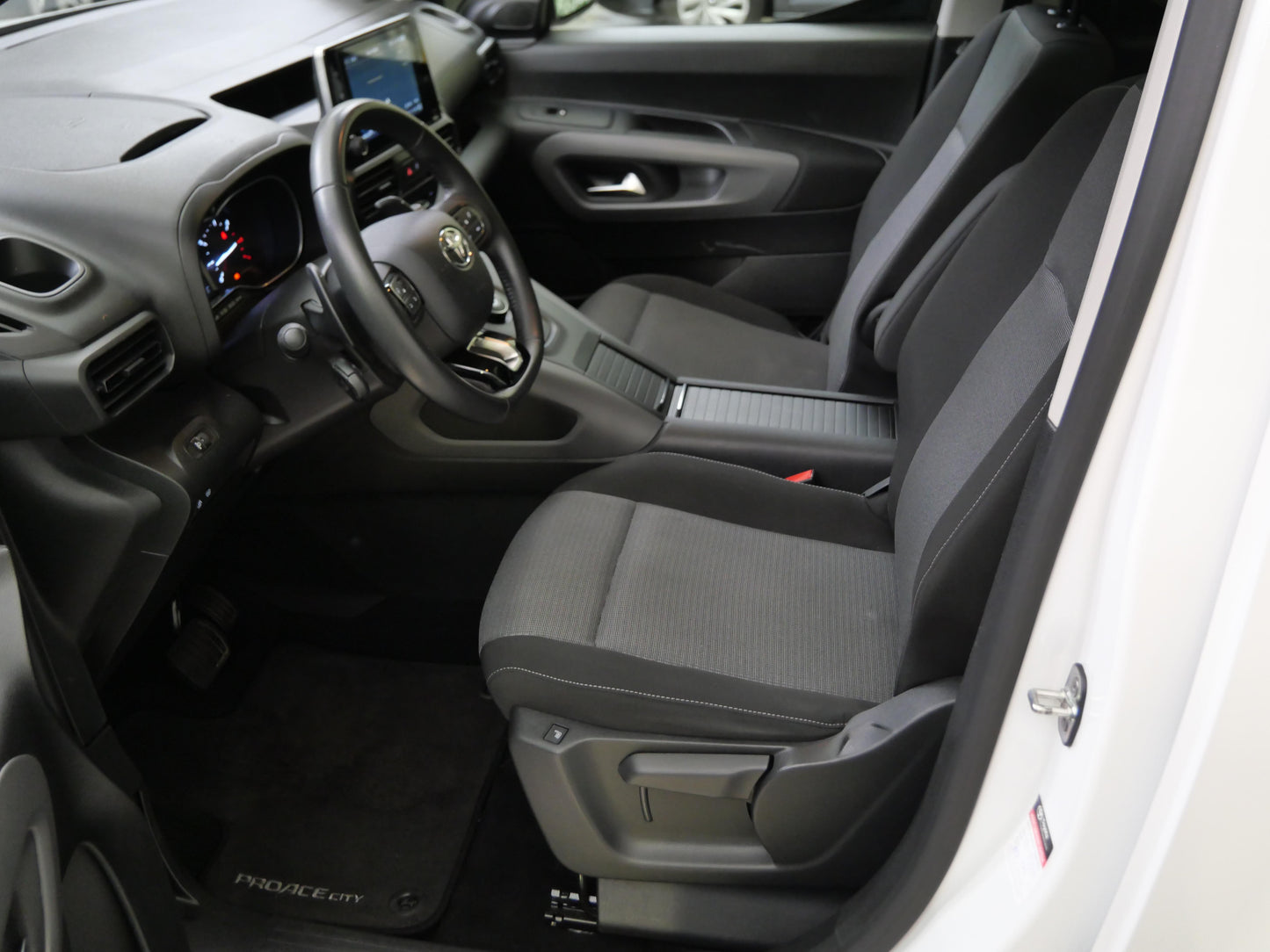 Toyota Proace City Verso 1.2 T 96 kW Family Short