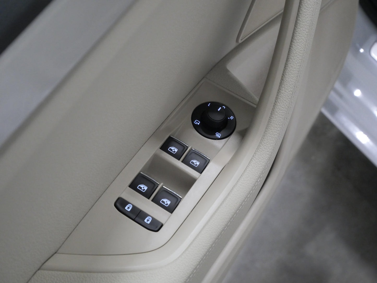 Škoda Superb 2.0 TDI 147 kW L&K 4x4