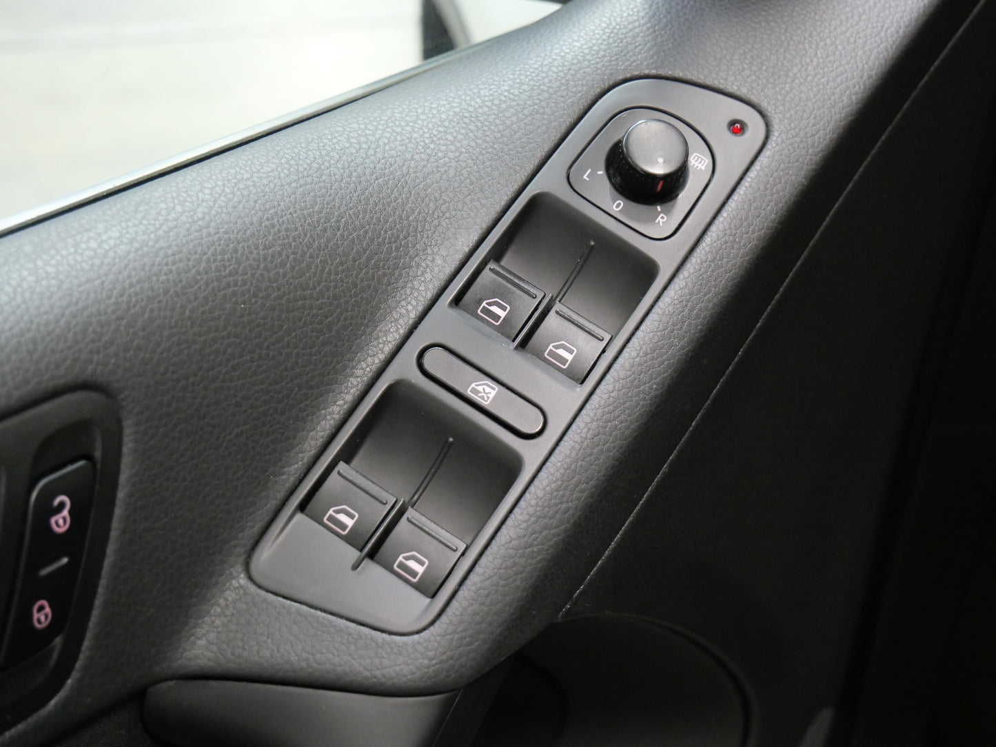 Volkswagen Tiguan 2.0 TDI 103 kW DSG 4x4 Sport