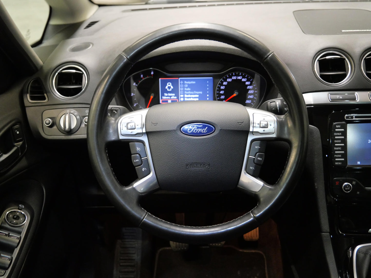 Ford S-MAX 2,0 TDCI 120 kW Titanium