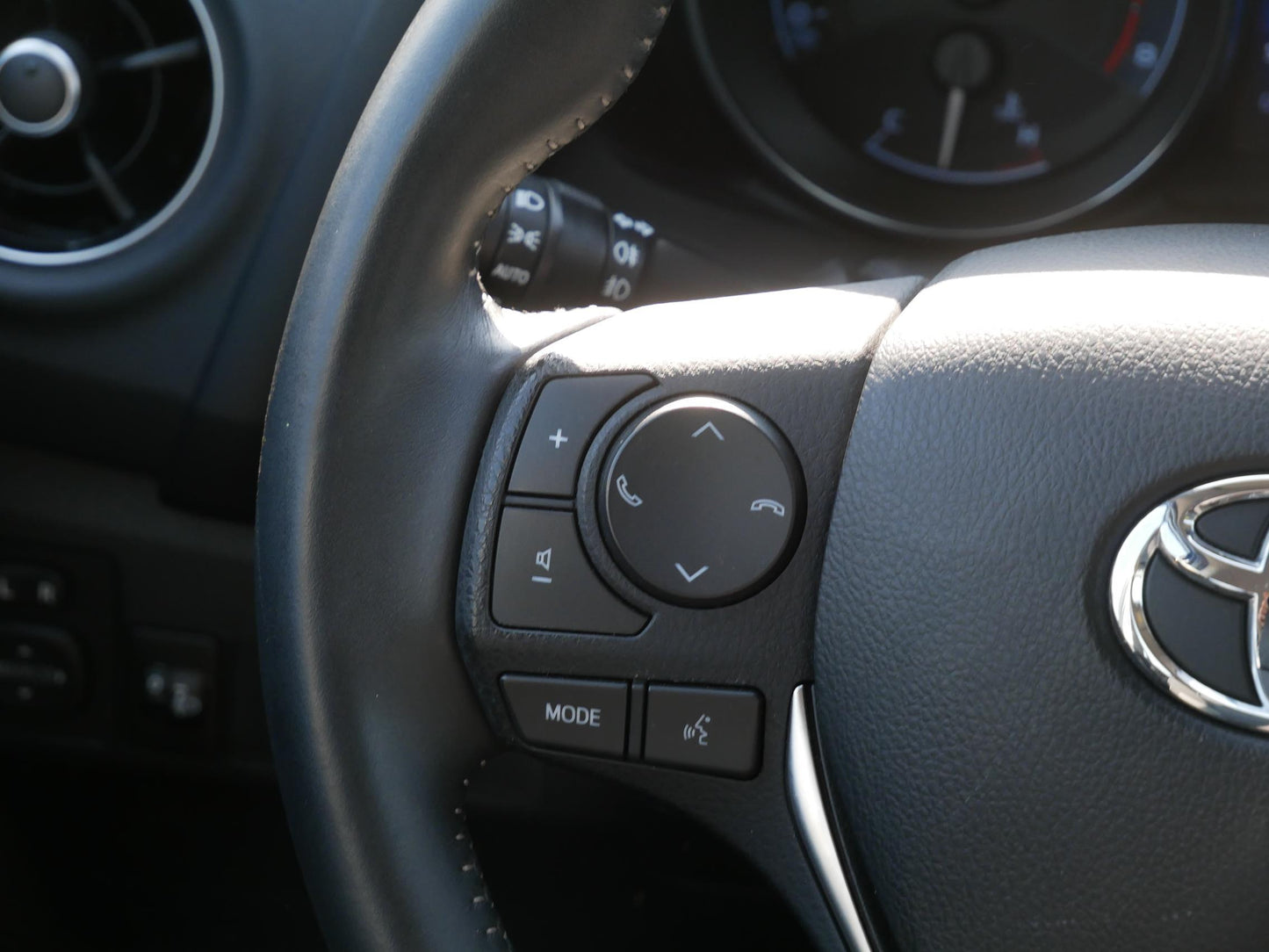 Toyota Auris 1.2 Turbo 85 kW Edition S