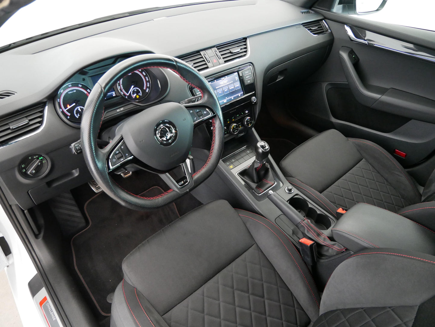 Škoda Octavia 2.0 TSI 169 kW RS Challenge