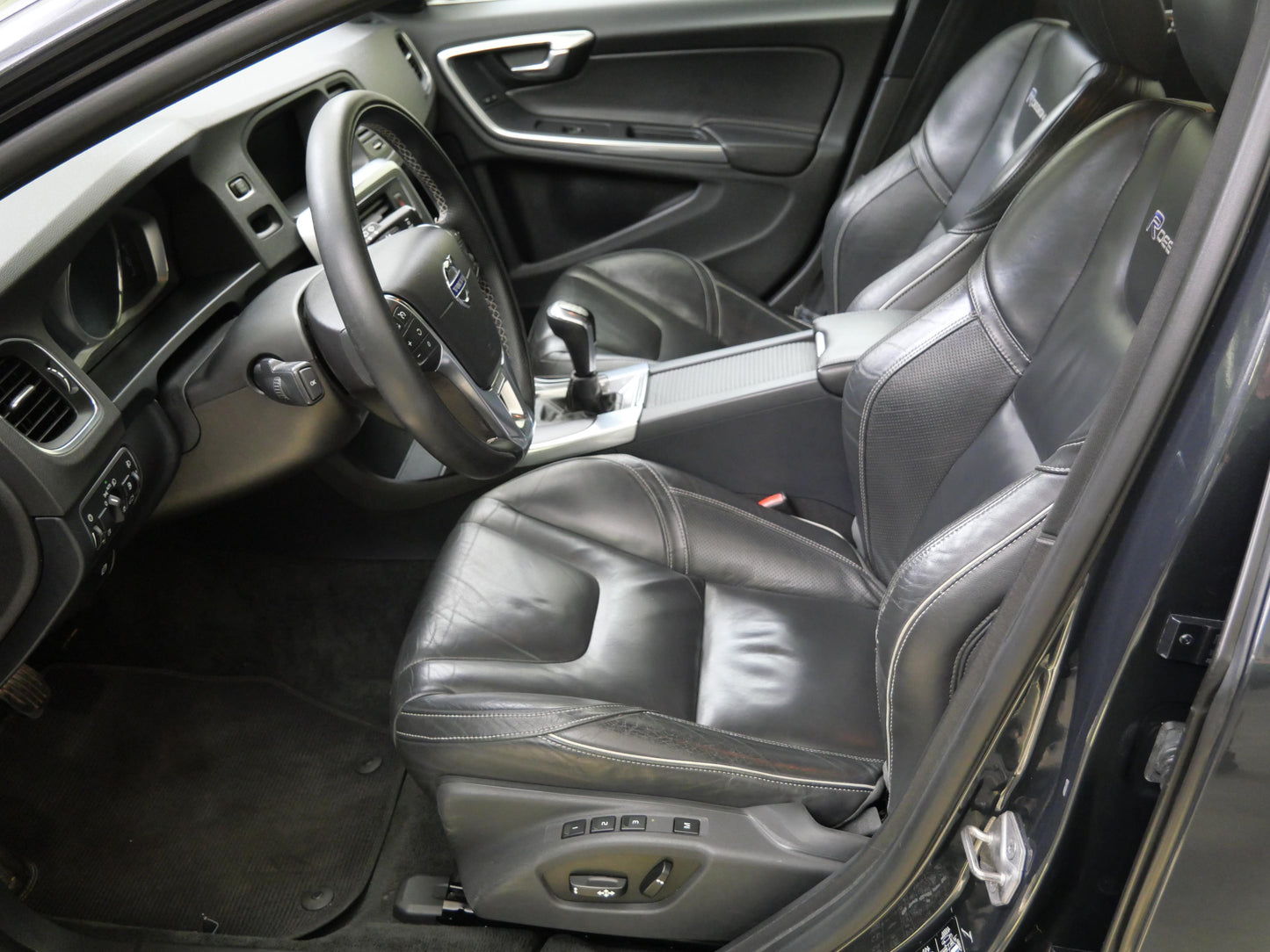 Volvo V60 D4 133 kW Drive-E Summum