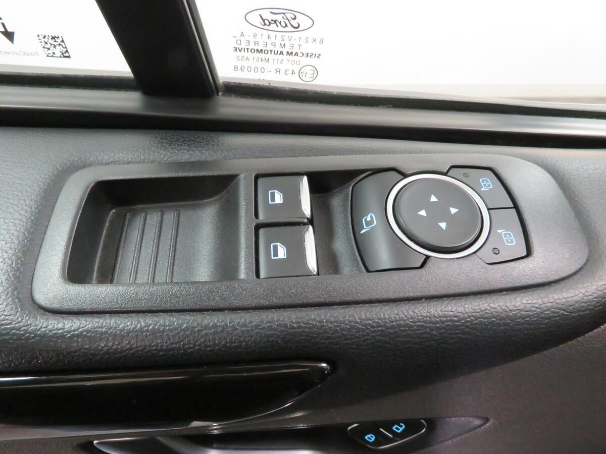 Ford Tourneo Custom 2.0 TDCI 136 kW Titanium