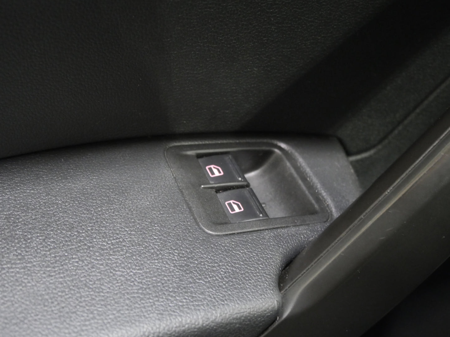 Volkswagen Caddy 2.0 TDI 75 kW KR