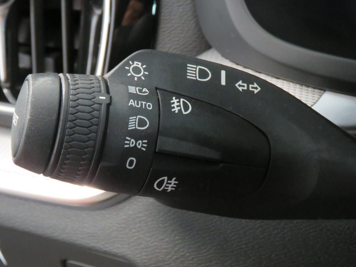 Volvo S60 T5 184 kW R-DESIGN