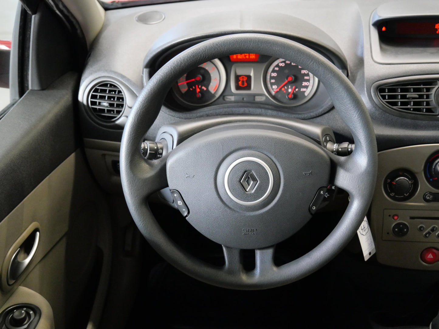 Renault Clio 1.2i 74 kW