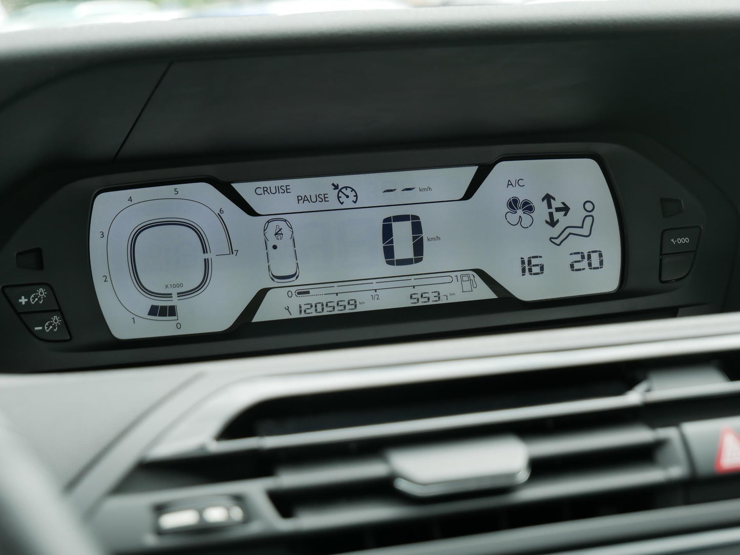 Citroën Grand C4 Picasso 1.6 VTi 88 kW Attraction