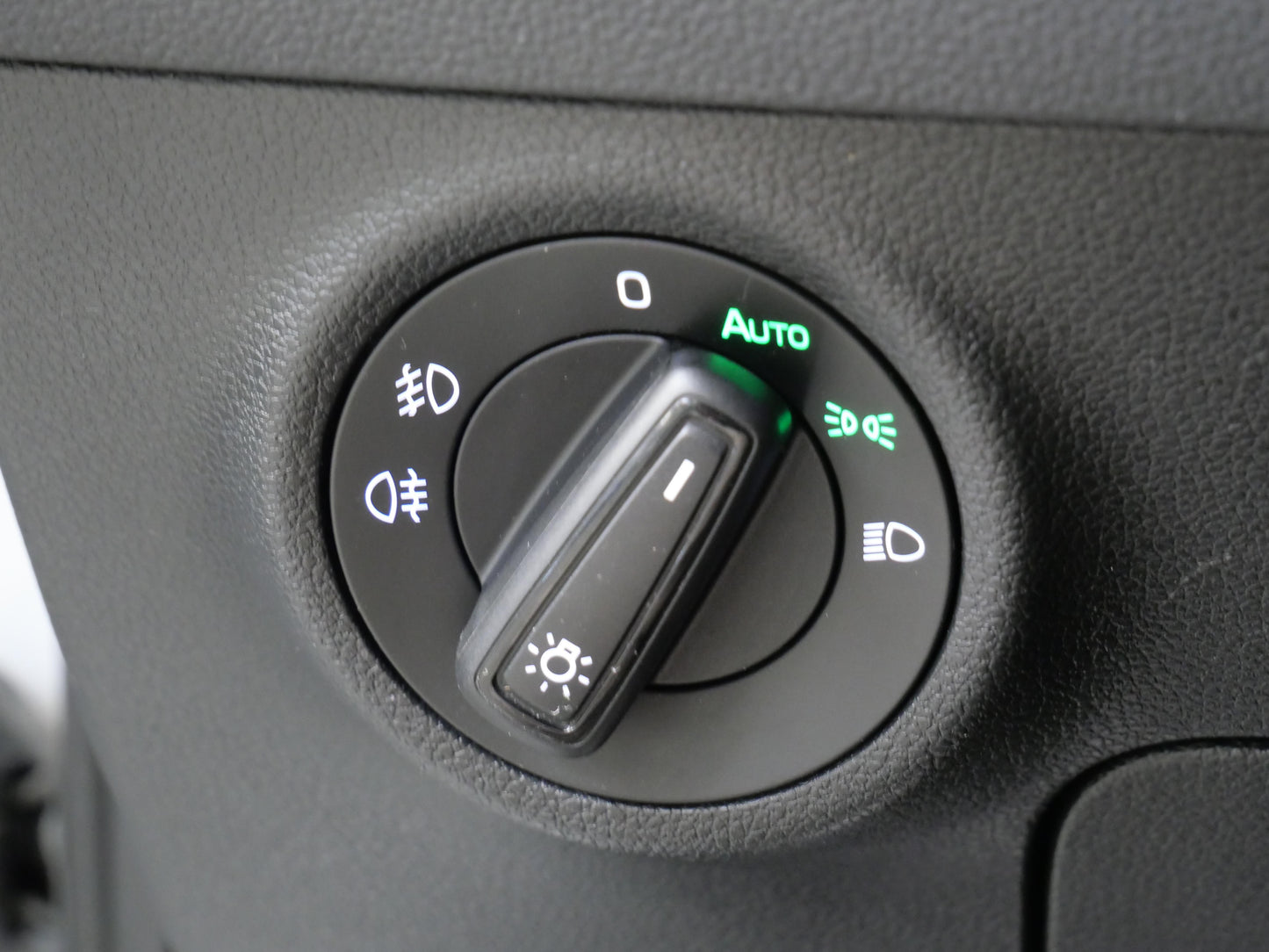 Škoda Karoq 1.6 TDI 85 kW Active Plus