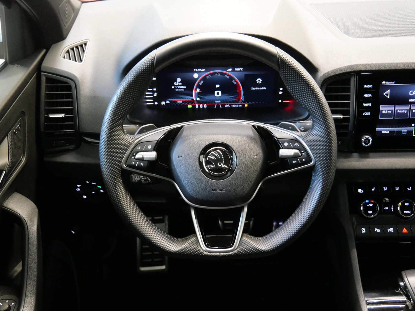 Škoda Karoq 1.5 TSI 110 kW DSG SportLine