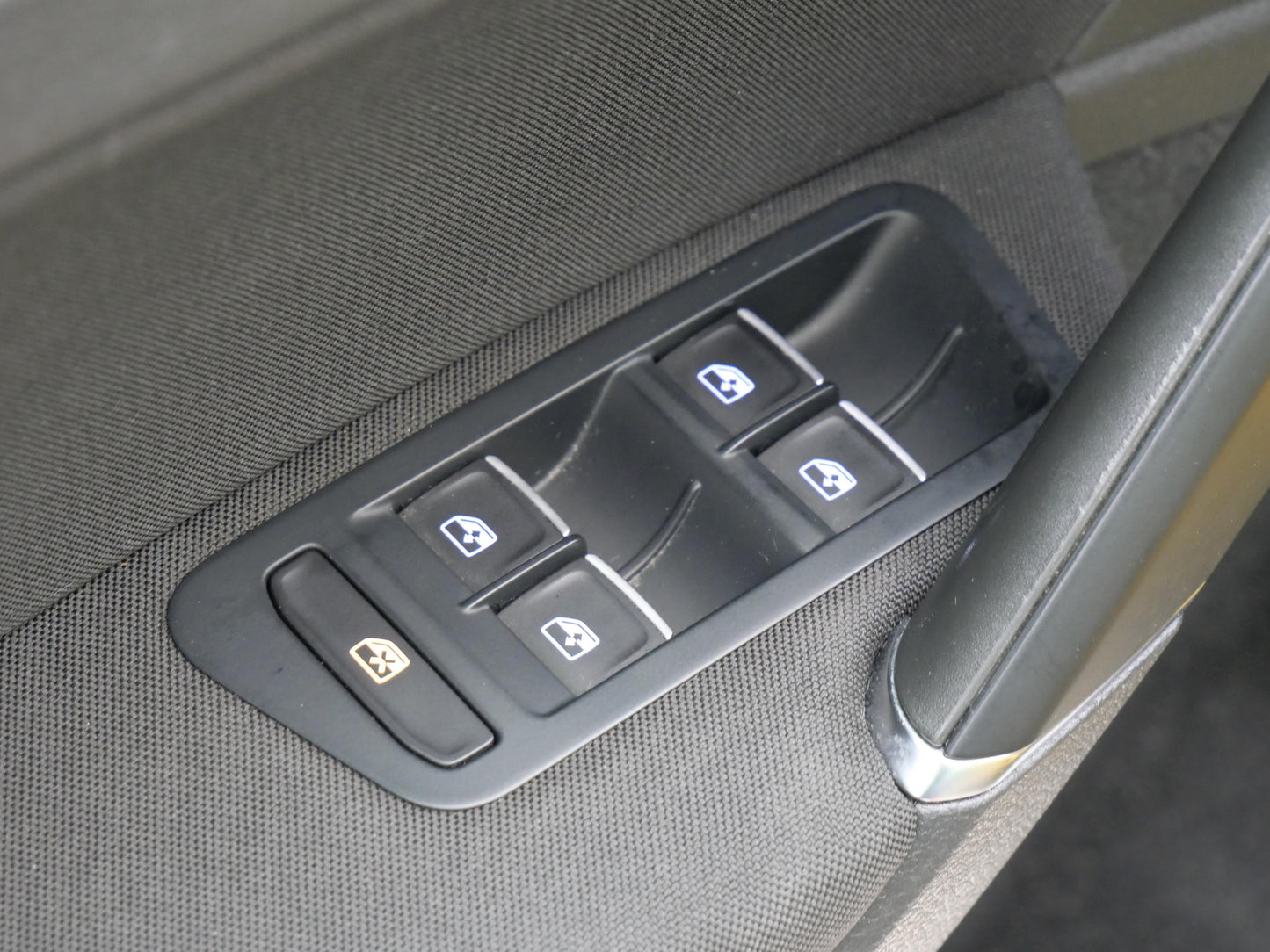 Volkswagen Golf 1.4 TSI 92 kW DSG Highline