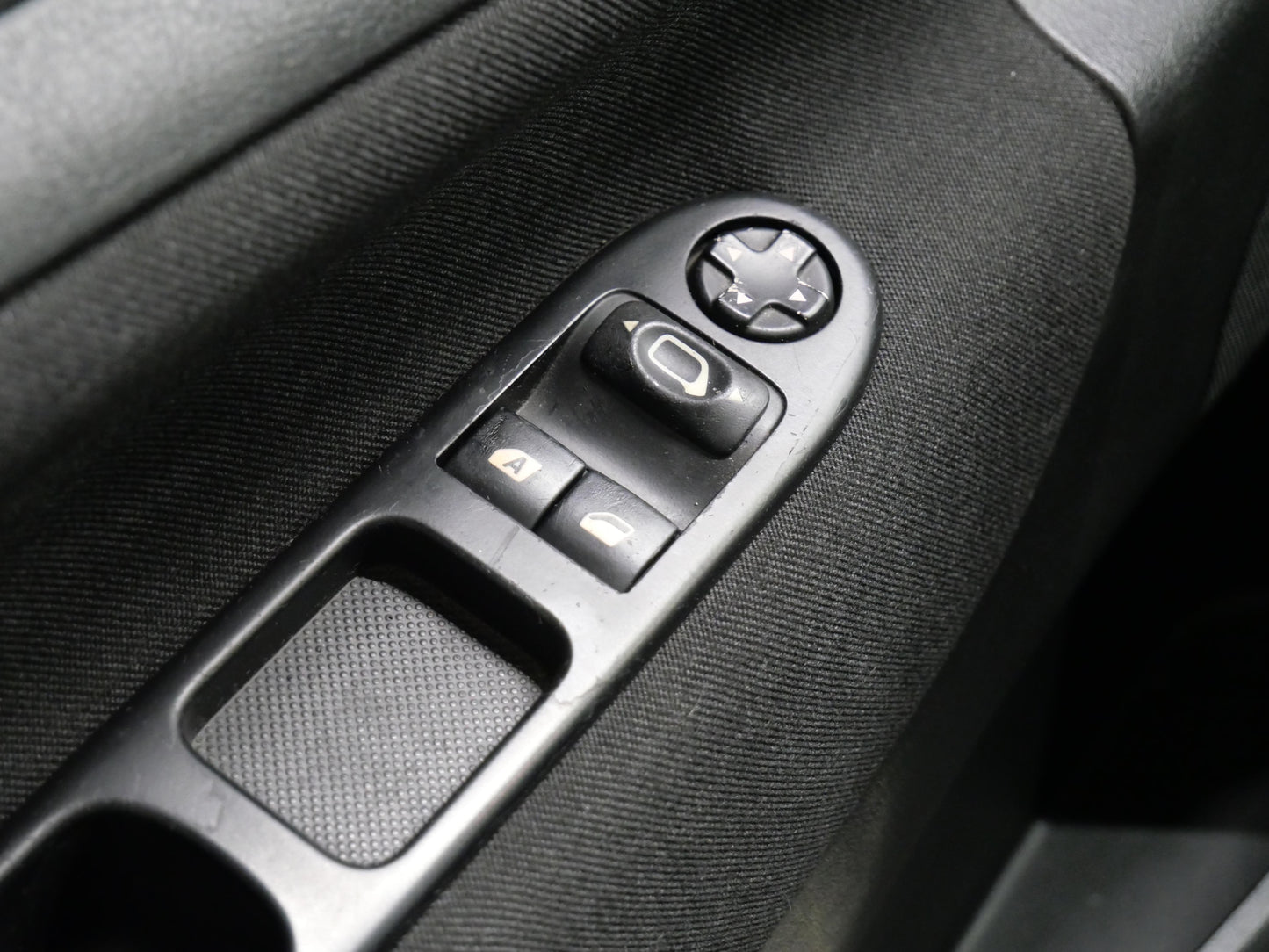 Peugeot 207 1.4i 54 kW