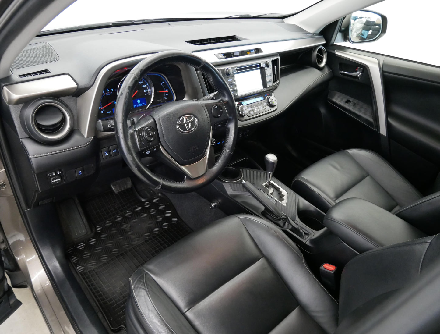 Toyota Rav4 2.2 D-4D 110 kW AWD Premium