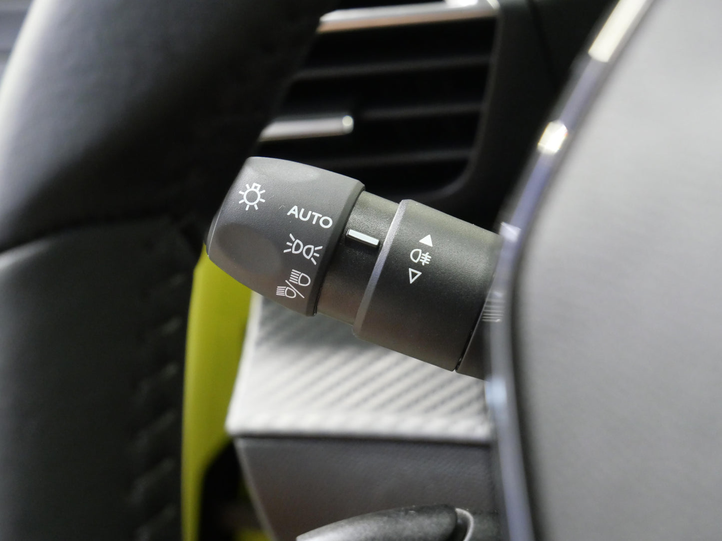 Peugeot 208 1.2 PureTech 55 kW Active