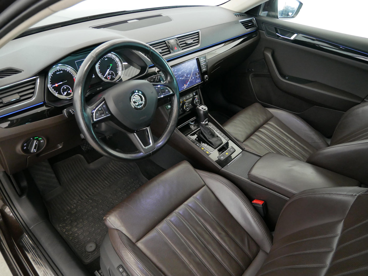 Škoda Superb 2.0 TDI 140 kW 4x4 L&K